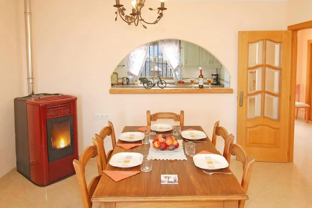 펜션 Casa Jose Comares -Beautiful Village House- Jacuzzi Included-Views-Bbq-Aircon-Wifi