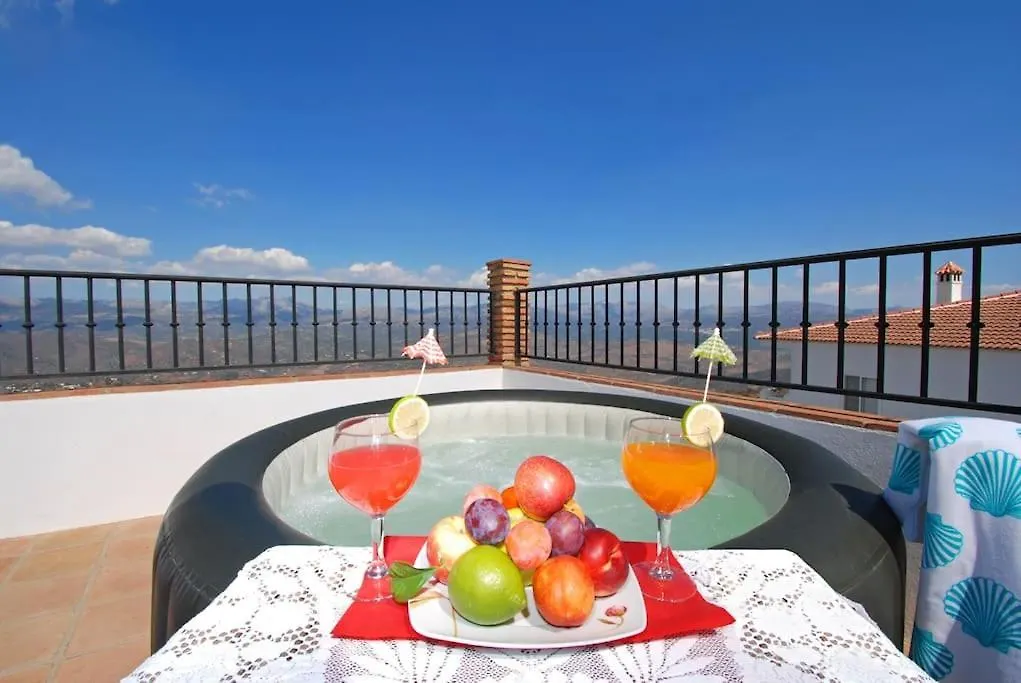 Casa Jose Comares -Beautiful Village House- Jacuzzi Included-Views-Bbq-Aircon-Wifi 0*,  Spain