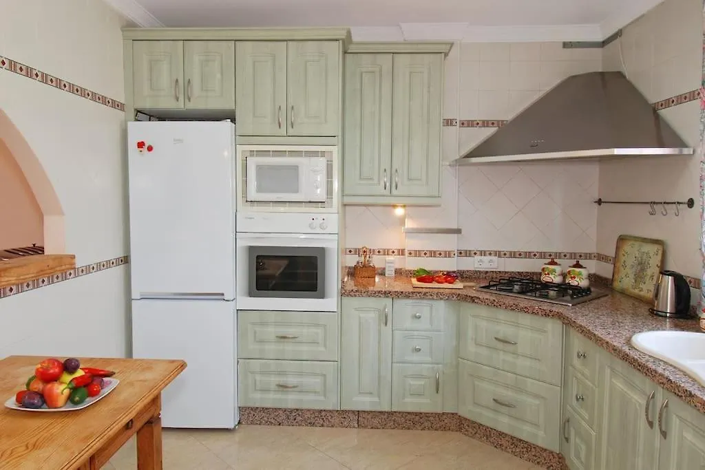 Casa Jose Comares -Beautiful Village House- Jacuzzi Included-Views-Bbq-Aircon-Wifi
