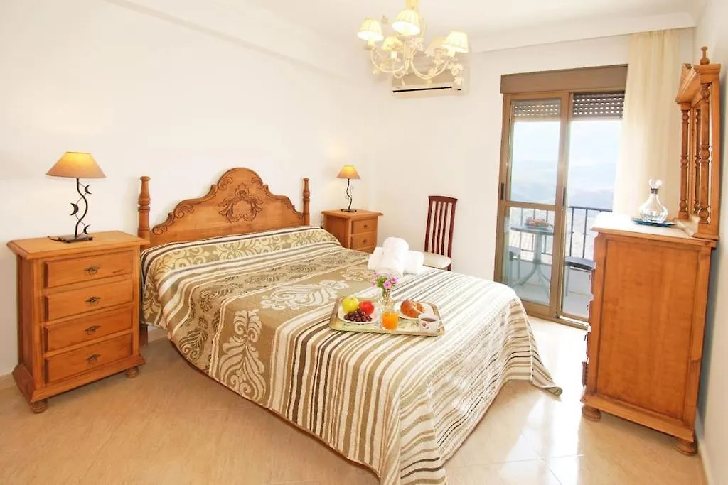 Сasa de vacaciones Casa Jose Comares -Beautiful Village House- Jacuzzi Included-Views-Bbq-Aircon-Wifi
